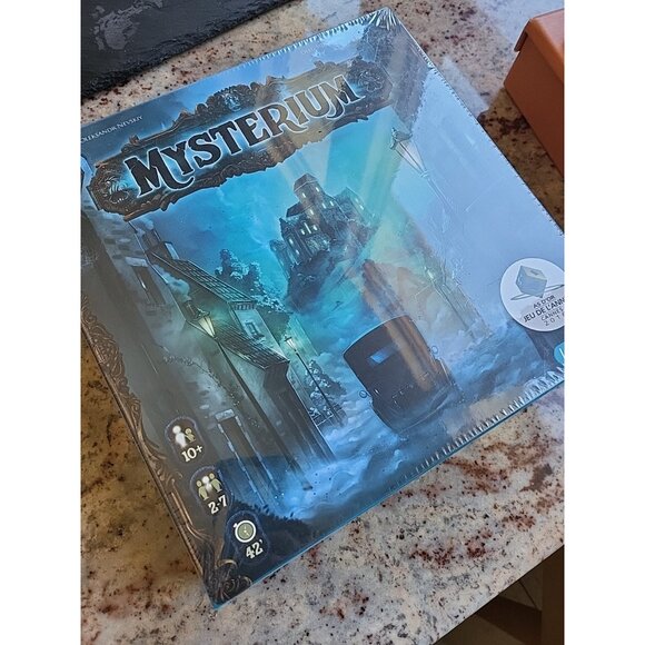 Mysterium Manor Board game New Sealed Asmodee 2 Expansions 192 Cards Ghosts - Picture 2 of 8